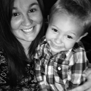 Meet your Posher, Hallie n